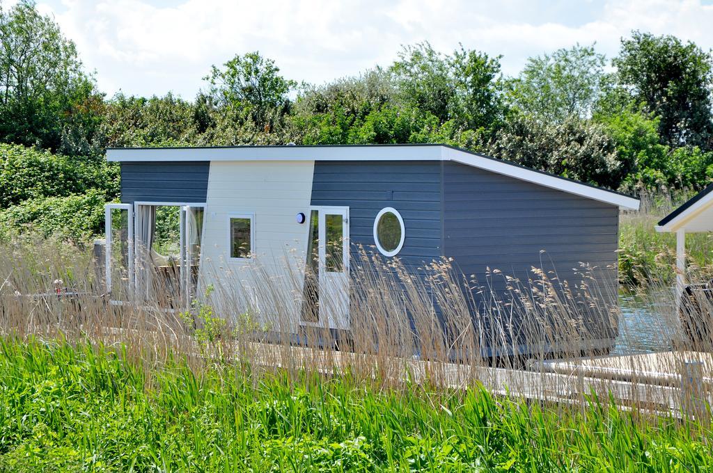Bestmarine Waterchalets Flevo Marina Lelystad Oda fotoğraf