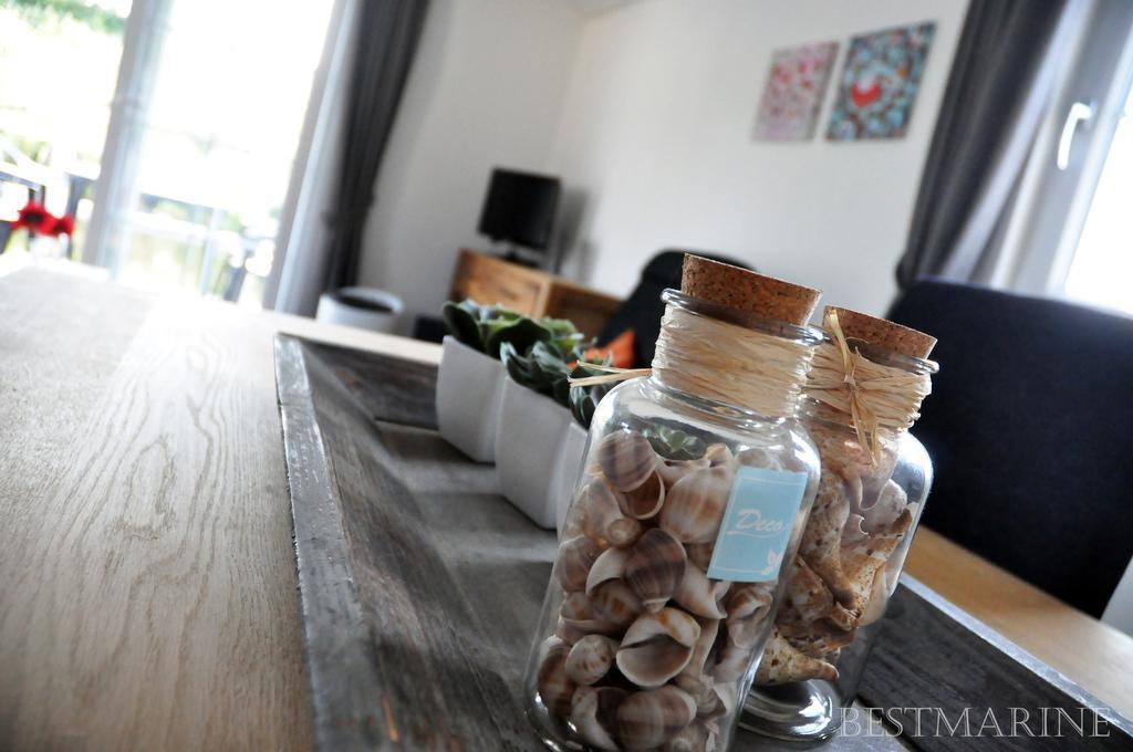 Bestmarine Waterchalets Flevo Marina Lelystad Oda fotoğraf