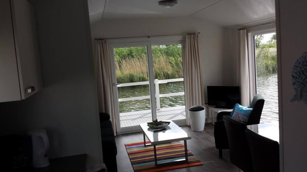 Bestmarine Waterchalets Flevo Marina Lelystad Dış mekan fotoğraf